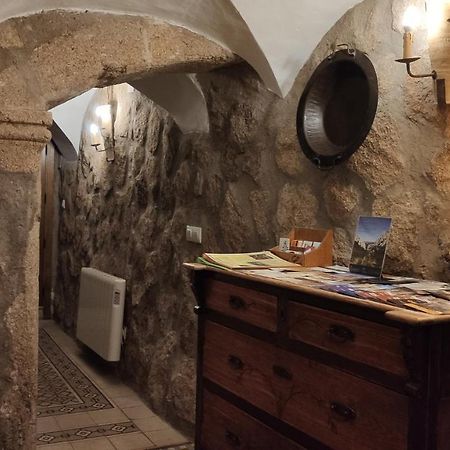 Apartamentos Rurales La Casa De Luis Santa Cruz de la Sierra Εξωτερικό φωτογραφία