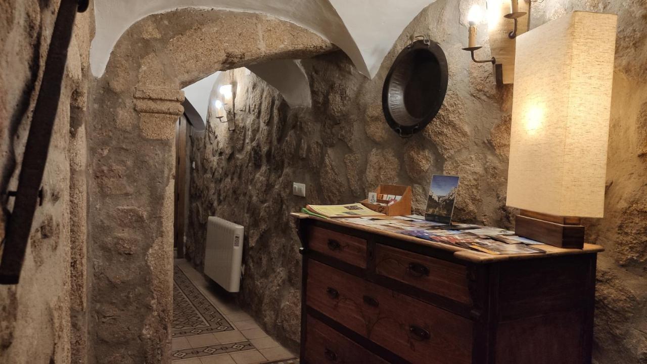 Apartamentos Rurales La Casa De Luis Santa Cruz de la Sierra Εξωτερικό φωτογραφία