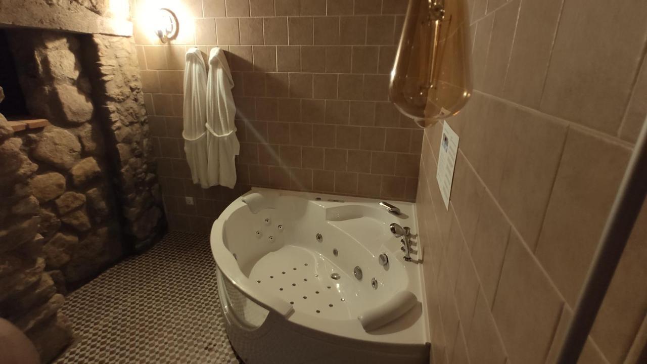 Apartamentos Rurales La Casa De Luis Santa Cruz de la Sierra Εξωτερικό φωτογραφία