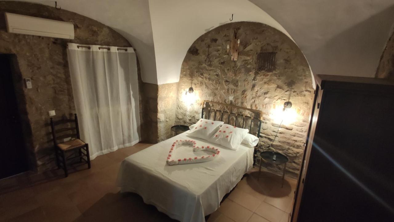 Apartamentos Rurales La Casa De Luis Santa Cruz de la Sierra Εξωτερικό φωτογραφία